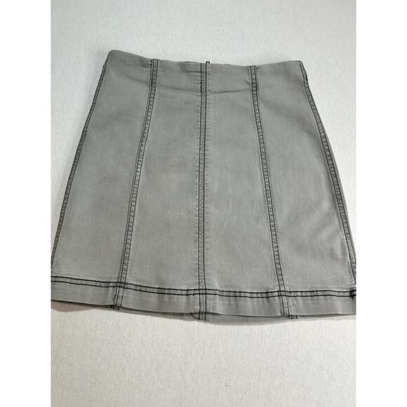 Free People Skirt‎ Women's Modern Femme Cadet Grey Denim Mini Size 4 - Picture 1 of 7